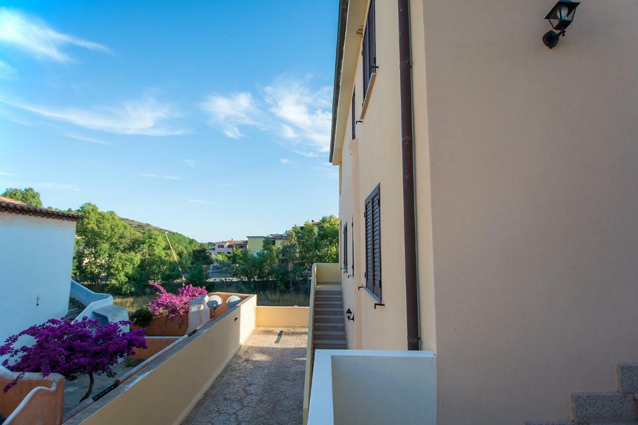 Appartamenti Sole Di Sardegna Cala Liberotto Kültér fotó